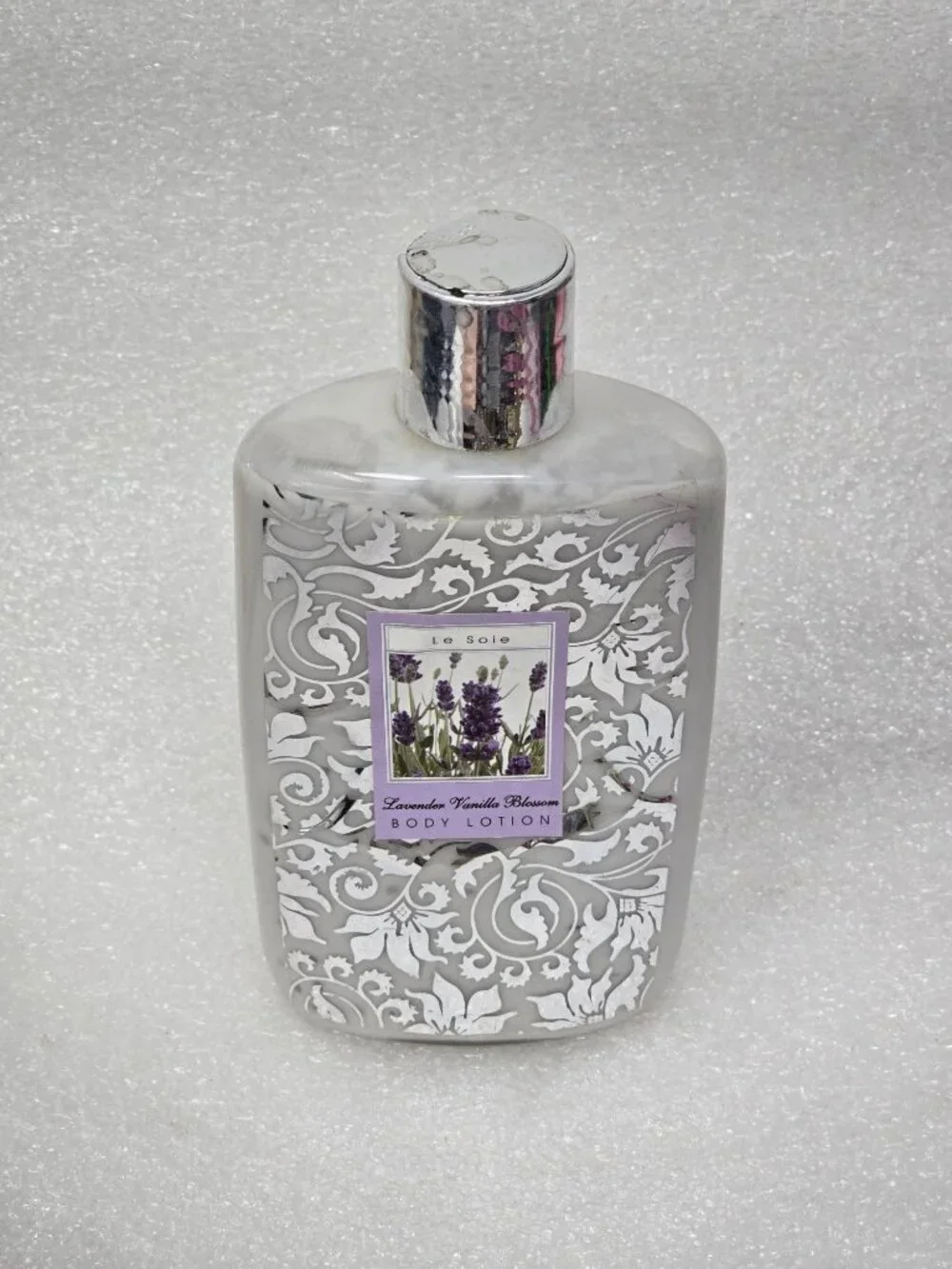 Le Soie Lavender Vanilla Blossom Body Lotion 8.8 Fl Oz Moisturizing Formula